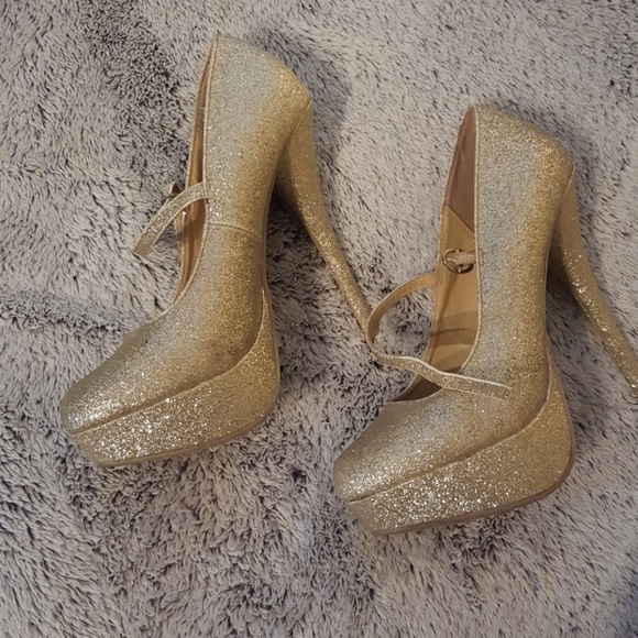Charlotte Russe Shoes - Charlotte Russe Gold Sparkle Stilettos.